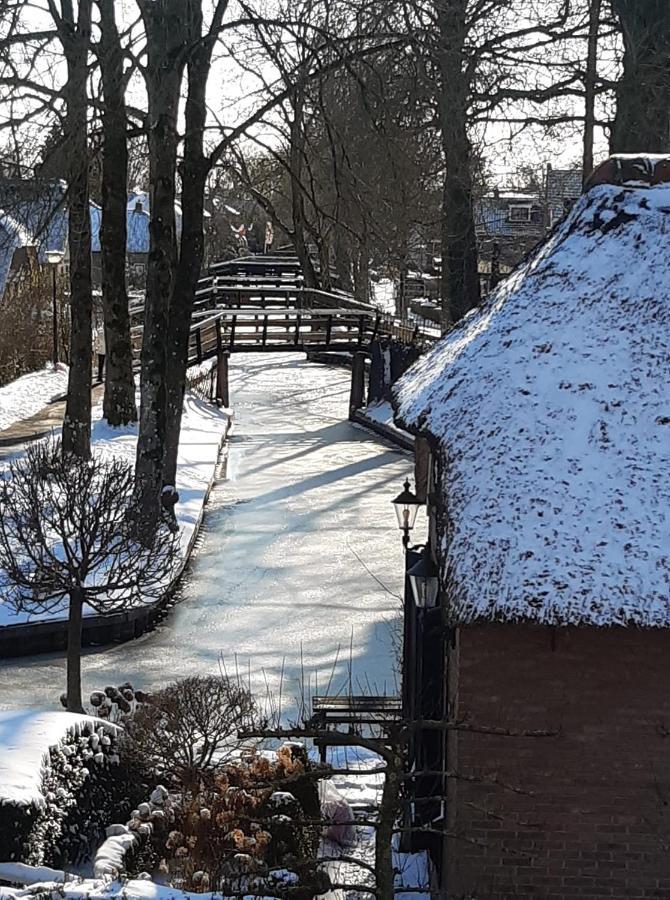 B&B Villa Giethoorn - Canalview, Privacy & Parking Extérieur photo